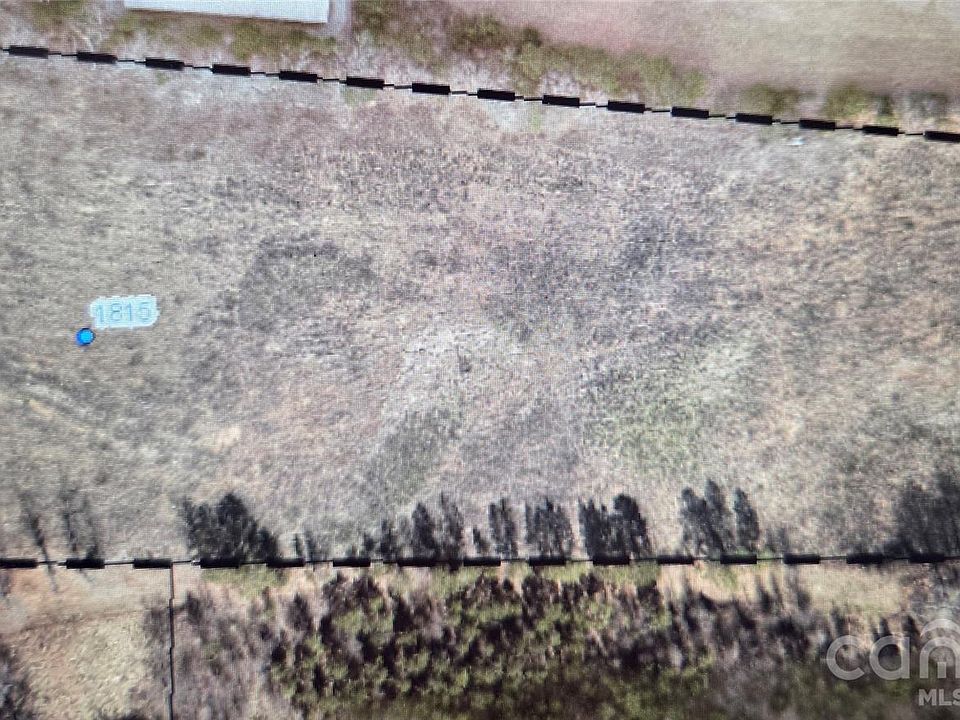 2nd image of 1815 Gaffney Rd