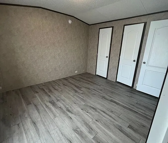 675 E Mills Dr — Photo 17