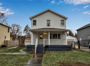 115 Richfield Rd, Williamsville, NY 14221
