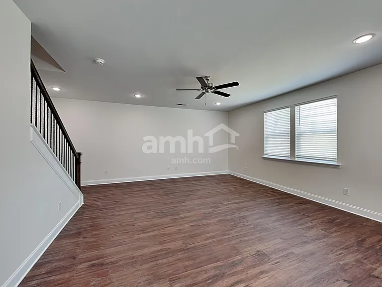 13009 Redwind Dr — Photo 6