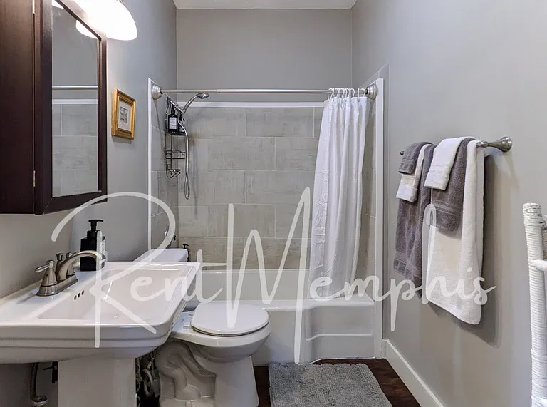 1911 Linden Ave #1R — Photo 5