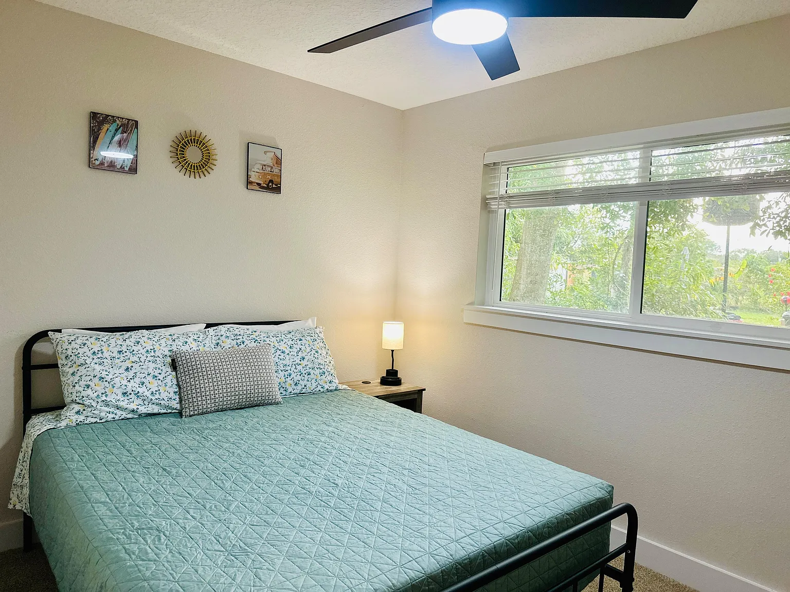 4 bed, 3.0 bath, 1808 sqft, $936 — Photo 2
