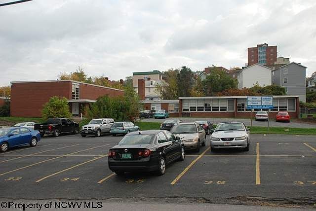1st image of 475 Baird St