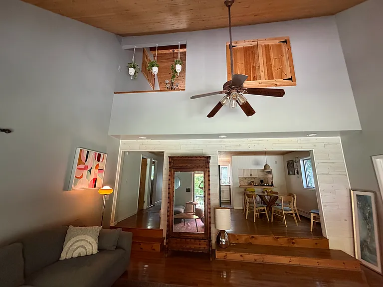 Woodland Dr — Photo 9