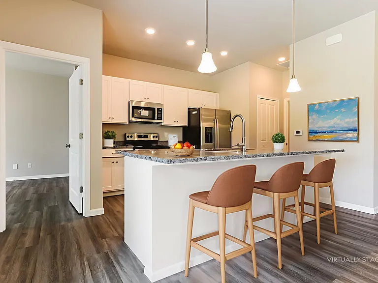 18090 Crawford Ave — Photo 3