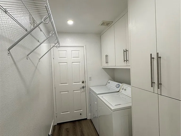 1515 Emerald Peak Ave — Photo 24