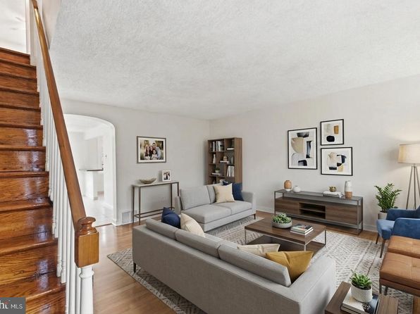 7020 Kindred St, Philadelphia, PA 19149