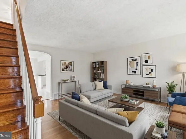 7020 Kindred St, Philadelphia, PA 19149