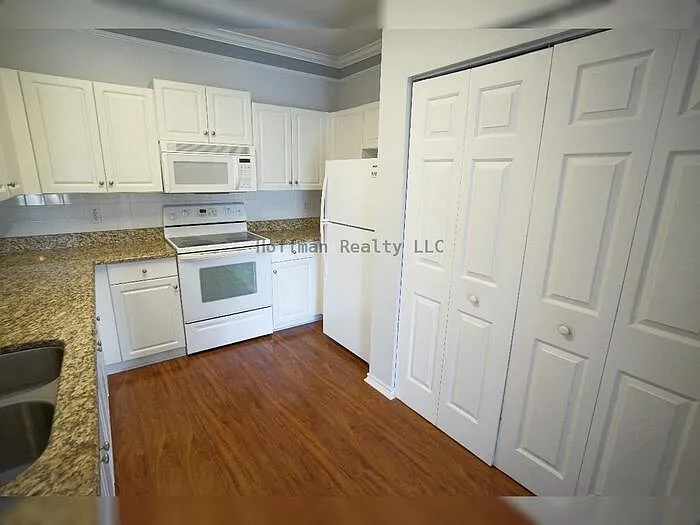 4304 Bayside Village Dr #204 — Photo 7