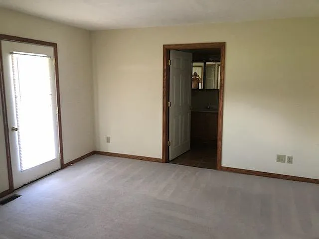 282 Crown Manor Cir — Photo 9