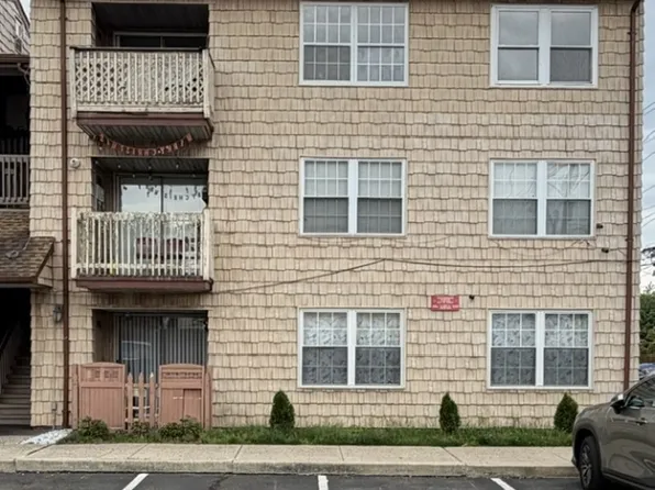 58-66 S 2nd St #3A, Elizabeth, NJ 07206