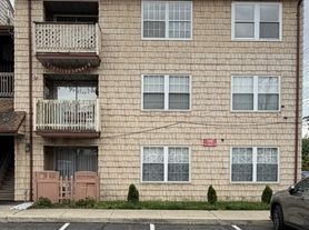 58-66 S 2nd St, Elizabeth, NJ