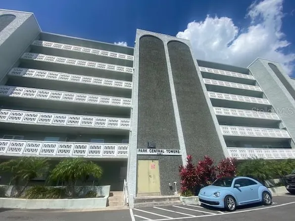 7321 Central Ave APT 202, Saint Petersburg, FL 33710