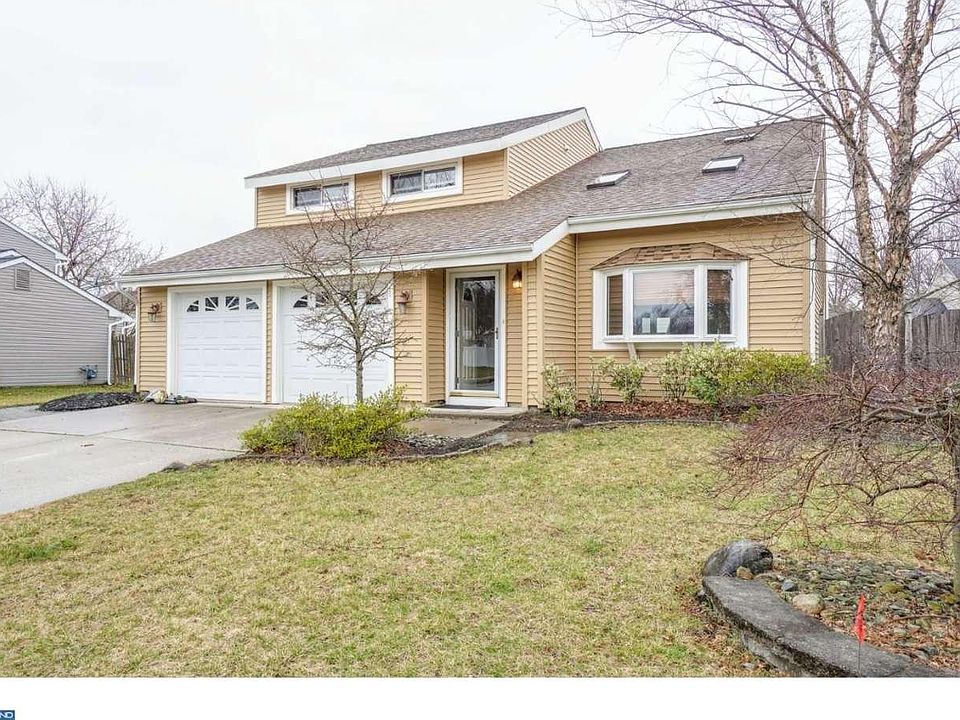 2nd image of 147 Greenbrook Dr
