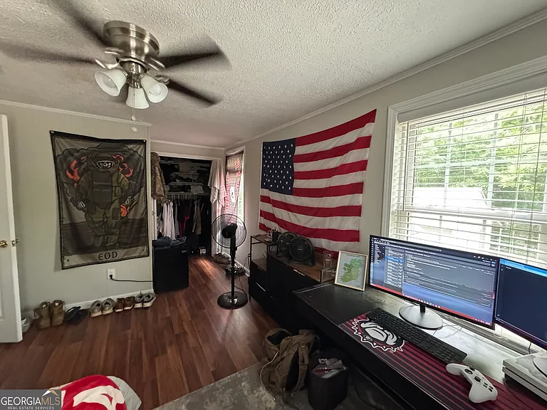 1734 E Broad St #A — Photo 16