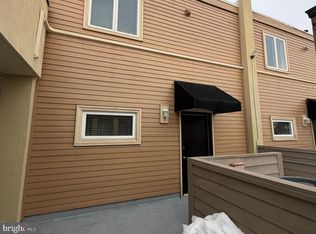 5485 Harpers Farm Rd #L5-27, Columbia, MD 21044