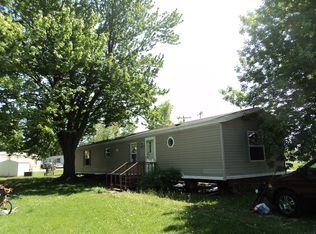 701 Jeanne Dr, Marshall, IL 62441