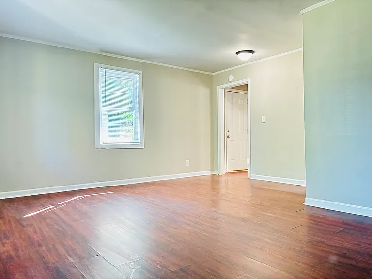 2341 Arden St — Photo 5