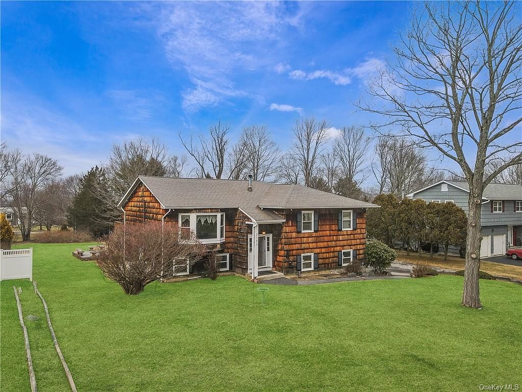 3193 Amelia Drive, Mohegan Lake, NY 10547 Zillow