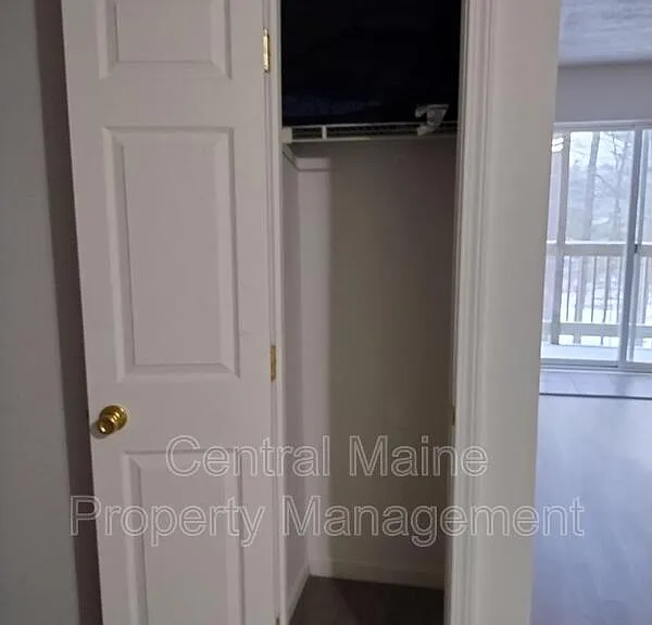 39 Northern Avenue Hts #2 — Photo 5