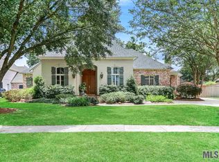 17620 Silver Fox Ct, Baton Rouge, LA 70810