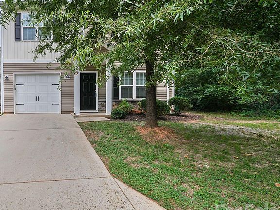 2nd image of 6013 Vista Woods Ln