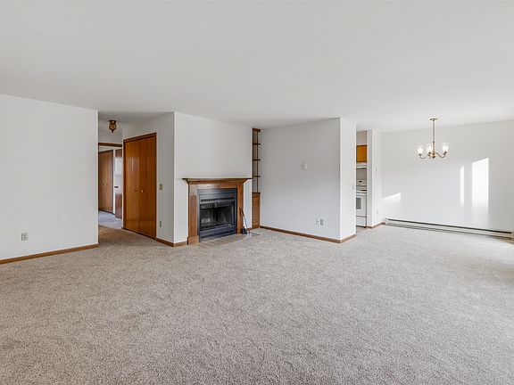 4th image of 6774 Park Ridge Dr APT D