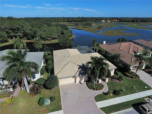 2nd image of 8513 Park Shore Ln