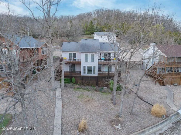 632 Jet Ski Dr, Sunrise Beach, MO 65079