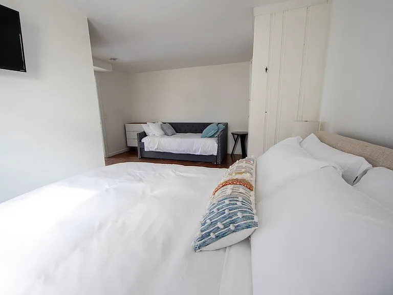 1278 W Ocean View Ave #5 — Photo 7