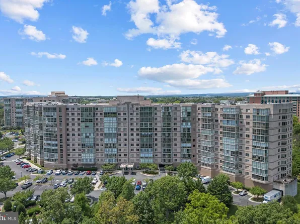 19355 Cypress Ridge Ter Unit 514, Leesburg, VA 20176