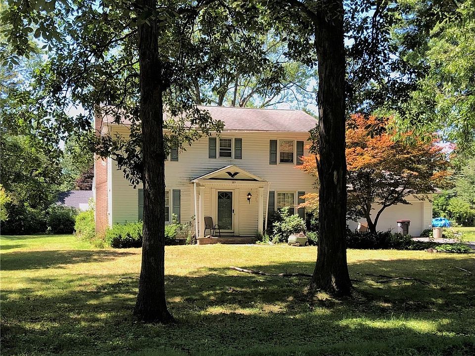 1st image of 285 Woodland Dr