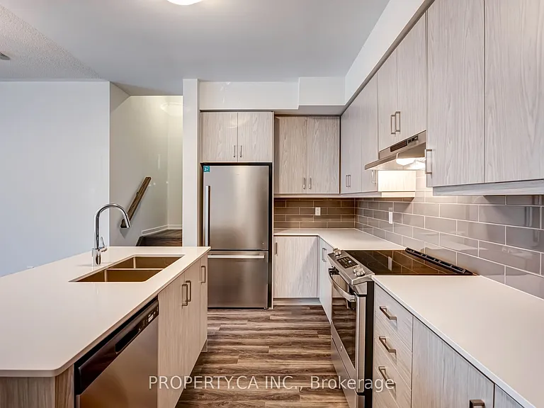 80 Honeycrisp Cres #Townhouse 377 — Photo 8