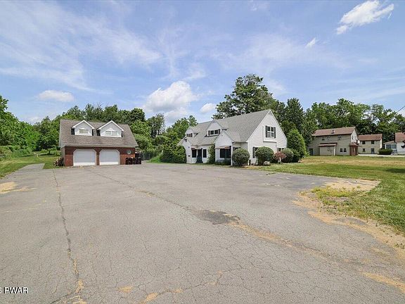 3rd image of 543 Hamlin Hwy