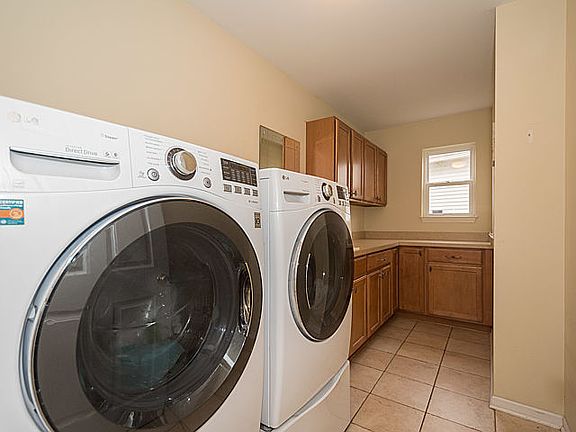 3rd image of 2249 Indian Creek Dr