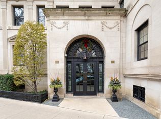 2608 N Lakeview Ave APT 1R, Chicago, IL 60614