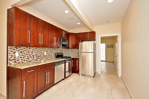 Rented by Astoria NY Condos | media 6