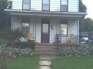 34 S Main St, New Freedom, PA 17349