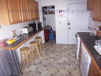 2nd image of 19 Mount Hood Rd #T4