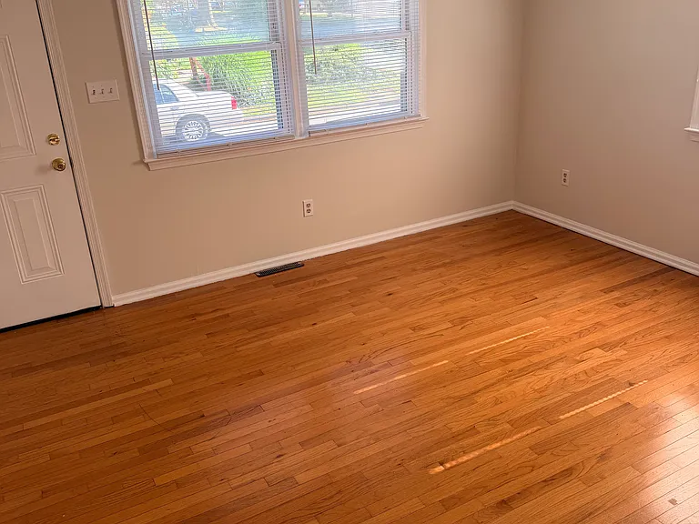 3501 Garland Ave — Photo 3