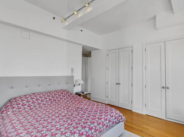 130 West 30th Street image 9 of 18