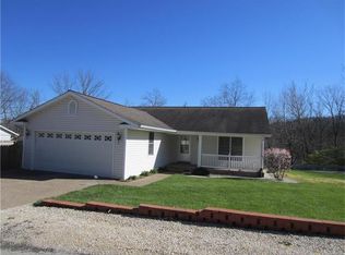 102 Oakridge Ln, Hardin, IL 62047