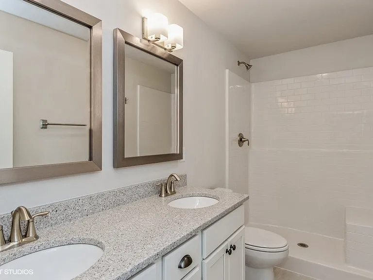 2231 Saint Andrews Dr — Photo 16