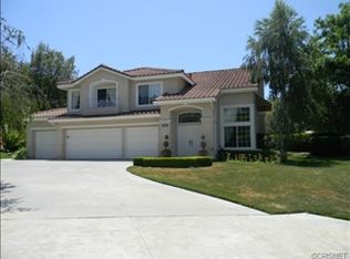 18526 Saint Moritz Dr, Tarzana, CA 91356