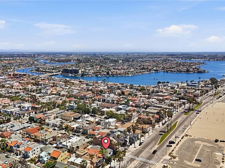 5267 E Ocean Blvd #3 — Photo 3