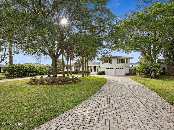 3rd image of 5135 PIRATES COVE Road