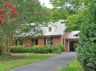 3323 Nottingham Rd, Winston Salem, NC 27104