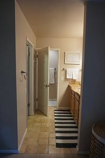 545 Woodside Oaks #2 — Photo 20