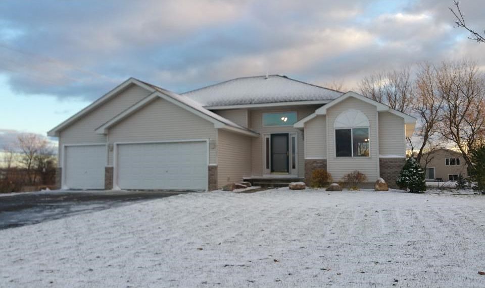 1st image of 7305 Deer Pass Dr