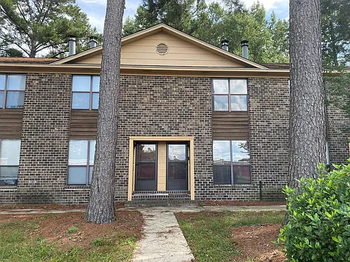 2012 Gion St Photo 1